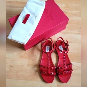 Authentic Valentino Rockstud Gladiator Jelly Sandals (39)